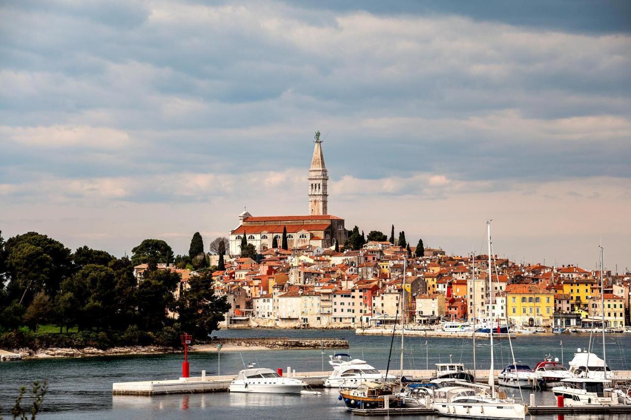 Studio App Dea In The Center Rovinj Exteriör bild